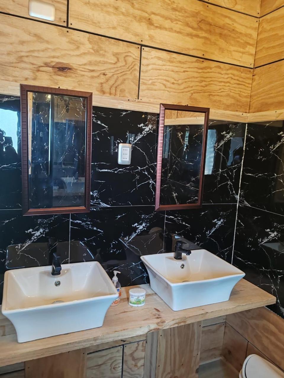 Cabana "Sur Patagonico" Puerto Natales Esterno foto